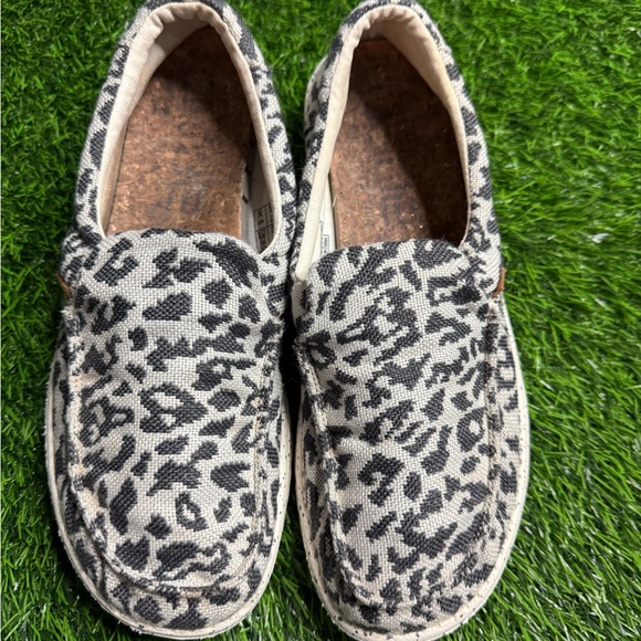 Hey Dude Womens Misty Woven Cheetah Grey Size 10 Slip On Walking Comfort Shoes - Picture 1 of 13